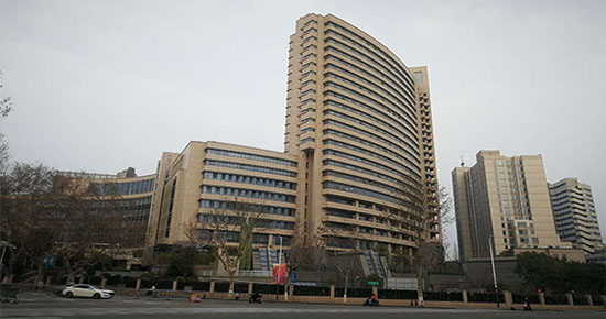 凈松援助江蘇省人醫(yī)隔離病房新風凈化設(shè)備  同心抗疫